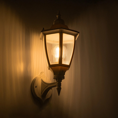 GLOBOSTAR® ENGLAND 202-0012 Vintage Φωτιστικό Τοίχου - Απλίκα με Ντουί 1 x E27 AC 220-240V IP44 - Λευκό - Μ25 x Π20 x Υ42cm