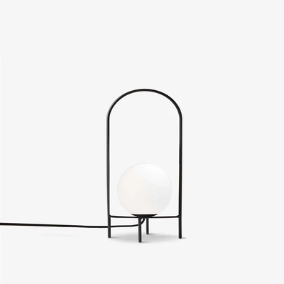 GloboStar® SPIDY 204-0139 Μοντέρνο Eπιτραπέζιο Φωτιστικό Μονόφωτο 1 x E27 IP20 Μαύρο Μέταλλο με Λευκό Γυαλί - Μ20 x Π20 x Υ37cm