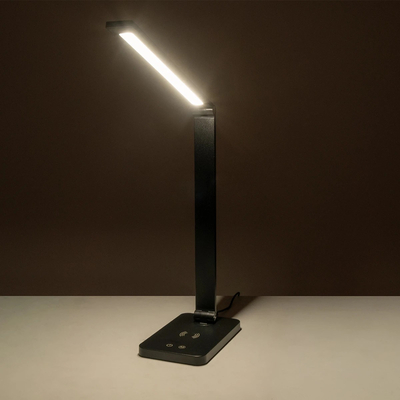 GLOBOSTAR® TEBLA 60482 Μοντέρνο Επιτραπέζιο Φωτιστικό Γραφείου με Ασύρματη Φόρτιση 5W 1A LED 5W 500lm 120° AC 220-240V IP20 Ρυθμιζόμενο Λευκό CCT με Αφή 2700K/4500K/6000K Dimmable - Bridgelux SMD Chip - Μαύρο - Μ11 x Π31 x Υ52cm - 2 Χρόνια Εγγύηση