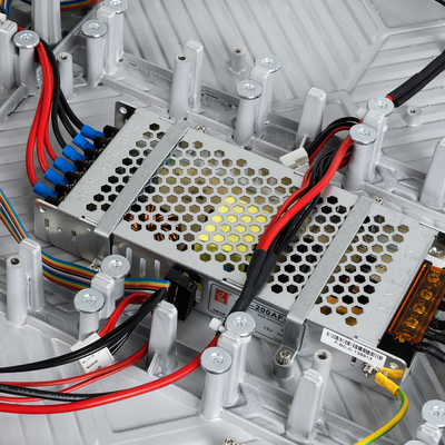 GLOBOSTAR® LUXCORE 41004 Οθόνη Video Wall P2.5 Καμπίνα 64x48cm LED 140W 3840Hz 49152 Dots ≥1800cd/㎡ Nits AC 220-240V Εσωτερικού Χώρου IP31 Full Color S1/32 14Bits - Κάρτα NovaStar A8S-N+HUB - Front Magnetic Service - Kinglight SMD2121 & CZCL Driver - Μ64 x Π9 x Υ48cm - 2 Χρόνια Εγγύηση