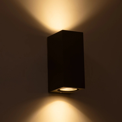 kelvo® BURANO KLV-101-0021 Φωτιστικό Τοίχου / Απλίκα για 2 Λάμπες MR16 με Ντουί GU10 AC 220-240V Αδιάβροχο IP65 - Μαύρο Ματ - Μ8 x Π8 x Υ15cm