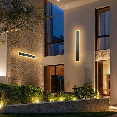 VEVOR Εξωτερικό Φωτιστικό Τοίχου, 600 mm, Μακριά Λωρίδα, Μοντέρνα Εξωτερικά Φωτιστικά Τοίχου, 3000K Θερμό Λευκό, IP65 Αδιάβροχο, Αντισκωριακό Εξωτερικό Φωτιστικό Τοίχου Βεράντας, για Σπίτι, Βεράντα, Γκαράζ