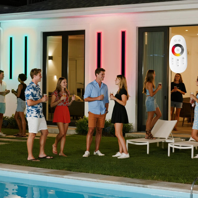 VEVOR Εξωτερικά Φωτιστικά Τοίχου, Πακέτο των 2, Μοντέρνα Φωτιστικά Τοίχου RGB μήκους 1000 mm, 2700K-6000K, IP65 Αδιάβροχο, Αντισκωριακό, Ρυθμιζόμενο Εξωτερικό Φωτιστικό Τοίχου, για Βεράντα Σπιτιού ή Γκαράζ