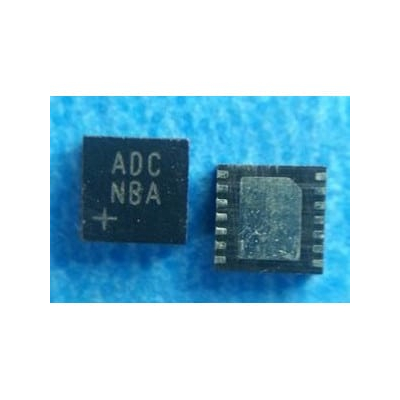 MAXIM 8792 ADC