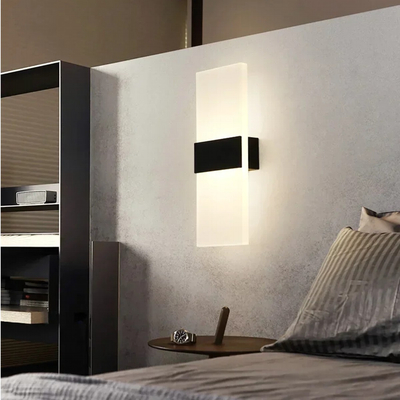 VenCore Aether Gold 6093-20032 - Μοντέρνο Επιτοίχιο Φωτιστικό Απλίκα LED 12W Χρυσό Αλουμίνιο και Plexiglass με Ρυθμιζόμενο CCT Λευκό - Ημέρας - Θερμό - Χειρισμός CCT μέσω Διακόπτη On-Off