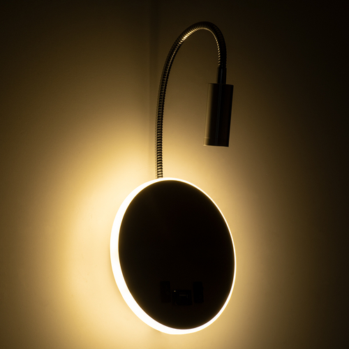 GloboStar® GOOSE 60884 Μοντέρνο Φωτιστικό Τοίχου - Απλίκα Ξενοδοχείου Bed Side LED 6W 600lm 36° & 360° AC 220-240V - Reading Light & 360° Κρυφός Φωτισμός - Φορτιστής USB 3A - Μ15.5 x Π15 x Υ30.5cm - Φυσικό Λευκό 4500K - Ασημί Νίκελ - 3 Xρόνια Εγγύηση