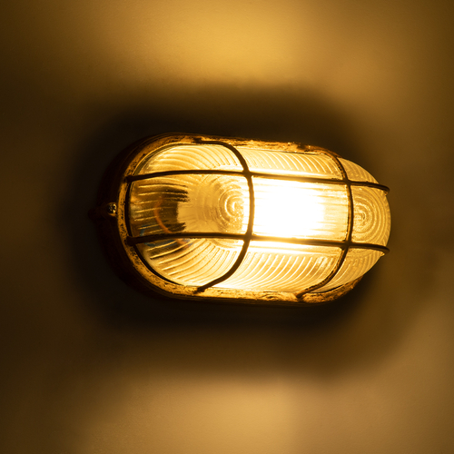 GloboStar® BOATLIGHT 61584 Vintage Industrial Φωτιστικό Τοίχου - Απλίκα - Καραβοχελώνα Εξωτερικού Χώρου Μονόφωτο 1 x E27 AC220-240V Αδιάβροχο IP65 - Σώμα Αλουμινίου & Tempered Glass - Μ21 x Π10.4 x Υ9cm - Αντικέ Μπρονζέ - Οβάλ - 5 Years Warranty