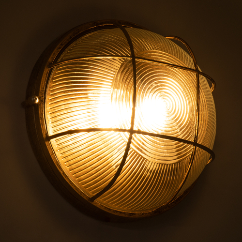 GloboStar® BOATLIGHT 61590 Vintage Industrial Φωτιστικό Τοίχου - Απλίκα - Καραβοχελώνα Εξωτερικού Χώρου Δίφωτο 2 x E27 AC220-240V Αδιάβροχο IP65 - Σώμα Αλουμινίου & Tempered Glass - Φ24 x Υ11cm - Αντικέ Μπρονζέ - Στρόγγυλο - 5 Years Warranty