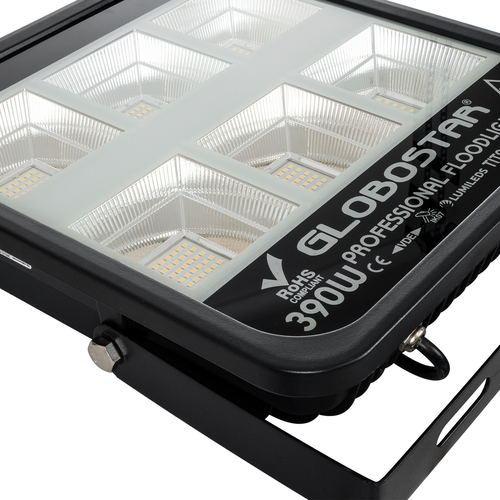 GloboStar® TITAN 61435 Επαγγελματικός Προβολέας για Γήπεδα Tennis & Ποδοσφαίρου 5x5 LED 390W 48750lm 60°x90° FishEye AC 220-240V - Αδιάβροχος IP67 - Μ32 x Π8 x Υ35cm - Μαύρο - Φυσικό Λευκό 5000K - LUMILEDS Chips - TÜV Rheinland Certified - 5 Χρόνια Εγγύηση