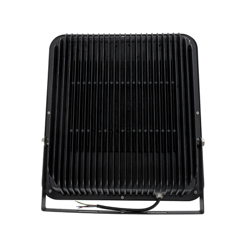 GloboStar® TITAN 61436 Επαγγελματικός Προβολέας για Γήπεδα Tennis & Ποδοσφαίρου 5x5 LED 540W 67500lm 60°x90° FishEye AC 220-240V - Αδιάβροχος IP67 - Μ38 x Π8 x Υ42cm - Μαύρο - Φυσικό Λευκό 5000K - LUMILEDS Chips - TÜV Rheinland Certified - 5 Χρόνια Εγγύηση