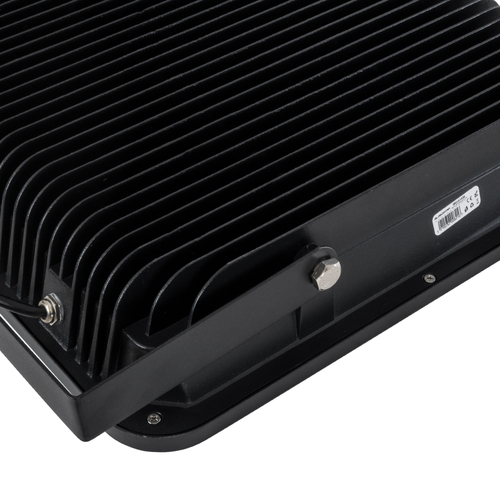 GloboStar® TITAN 61436 Επαγγελματικός Προβολέας για Γήπεδα Tennis & Ποδοσφαίρου 5x5 LED 540W 67500lm 60°x90° FishEye AC 220-240V - Αδιάβροχος IP67 - Μ38 x Π8 x Υ42cm - Μαύρο - Φυσικό Λευκό 5000K - LUMILEDS Chips - TÜV Rheinland Certified - 5 Χρόνια Εγγύηση