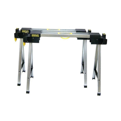 Καθένα έχει τέσσερα πτυσσόμενα μεταλλικά πόδια για να δημιουργήσουν ένα εύρος εργασίας και η επιφάνεια στήριξης. Κατάλληλο για χρήση από Stanley σφιγκτήρες χειρός. Άνετα στη μεταφορά με ενσωματωμένη λαβή. Εξοικονόμηση χώρου και εύκολα στο χειρισμό με στοιβαγμένα τα πόδια στο περίβλημα. Ανθεκτικά 900kg φορτίο μεταλλική κατασκευή. Anti-slip καουτσούκ ένθετα στα ανώτερα άκρα. Side κλειδαριές επιτρέπουν στα δύο καβαλέτα να ενωθούν και να μεταφερθούν για να εξοικονομήσετε χώρο. Μέγιστο βάρος: 900 kg. Διαστάσεις 101,7x75,8x12,5cm. / FMST1-75763