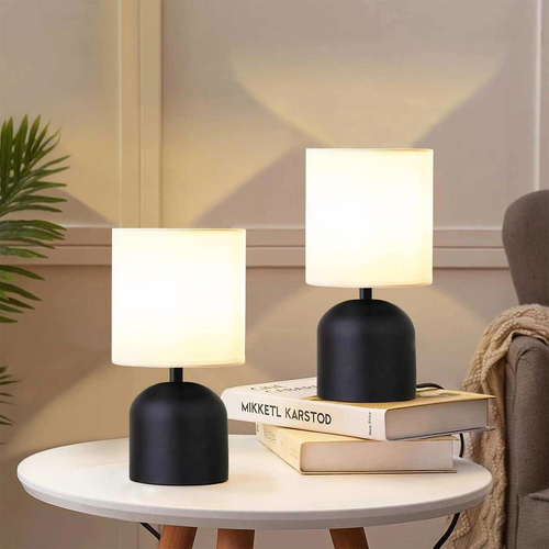 GloboStar® LOREN 204-0138 Μοντέρνο Eπιτραπέζιο Φωτιστικό Μονόφωτο 1 x E27 IP20 Μαύρο Μέταλλο με Μπεζ Ύφασμα - Μ15 x Π15 x Υ31cm