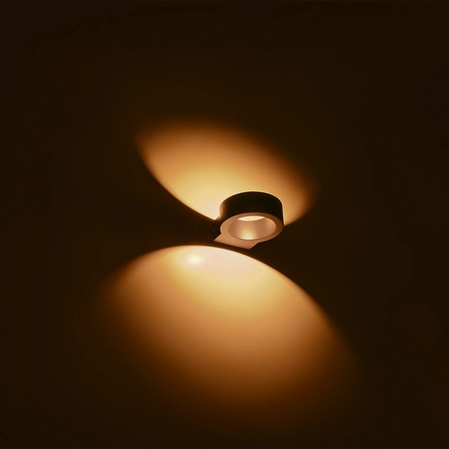 kelvo® AURA KLV-101-0113 Μοντέρνο Φωτιστικό Τοίχου - Απλίκα LED 7W 875lm 45° AC 220-240V Αδιάβροχο IP65 Θερμό Λευκό 2700K - Bridgelux COB Chip & TÜV SÜD Driver - Μαύρο Ματ - Μ15 x Π13 x Υ4.5cm - 5 Χρόνια Εγγύηση