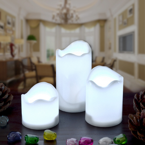 GloboStar® 79554 ΣΕΤ 3 Διακοσμητικών Realistic Κεριών Παραφίνης με LED - Μπαταρίας & Ασύρματο Χειριστήριο IR Ψυχρό Λευκό 6000K
