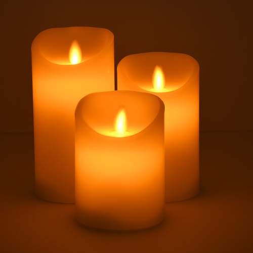 GLOBOSTAR® EVERFLAME 79555 Διακοσμητικό Κερί Παραφίνης με IR Ασύρματο Χειριστήριο LED 0.5W 30lm 120° DC 3.2V με 2xAA Μπαταρίες IP20 Θερμό Λευκό 2700K Dimmable - Μ7.5 x Π7.5 x Υ15cm - Πακέτο 3 Τεμαχίων - 1 Χρόνο Εγγύηση