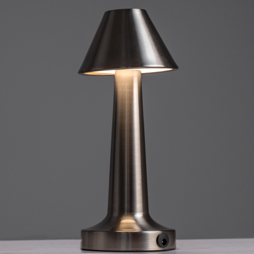 GloboStar® MOLLY 76516 Επαναφορτιζόμενο Επιτραπέζιο Φωτιστικό Πορτατίφ LED 1.5W 105lm 120° DC 5V IP44 Θερμό Λευκό 2700K Dimmable Ασημί Αλουμίνιο - Μ10 x Π10 x Υ23cm - 2 Xρόνια Εγγύηση