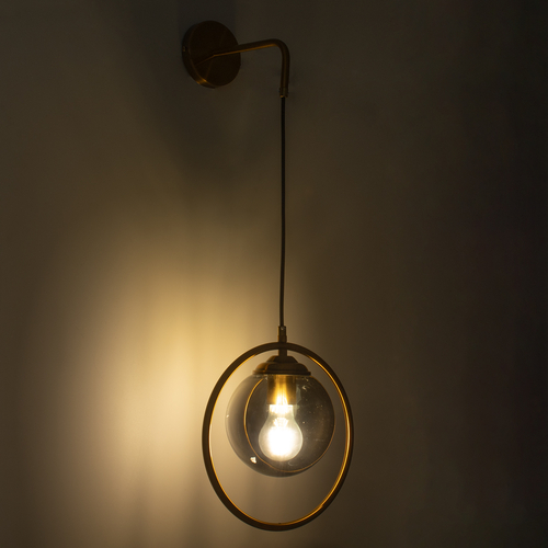 GLOBOSTAR® VIENNA 00923 Μοντέρνο Φωτιστικό Τοίχου - Απλίκα με Ντουί 1 x E27 AC 220-240V IP20 - Χρυσό & Μαύρο Φιμέ - Μ25 x Π23 x Υ27cm