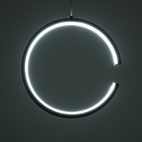 GLOBOSTAR® CEROBA 61306 Μοντέρνο Κρεμαστό Φωτιστικό Οροφής LED 12W 1320lm 360° AC 220-240V IP20 Ρυθμιζόμενο Λευκό CCT με On/Off 2700K/4500K/6000K - Lumileds SMD Chip - Μαύρο - Μ22 x Π2 x Υ22cm - 3 Χρόνια Εγγύηση