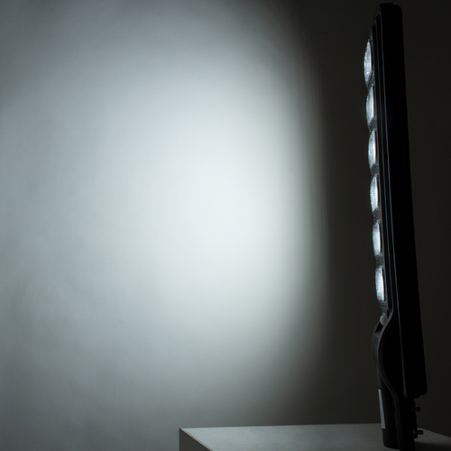 GloboStar® STREETA 85346 Professional LED Solar Street Light Αυτόνομο Ηλιακό Φωτιστικό Δρόμου 180W 1800lm 288 x LED SMD 5730 με Ενσωματωμένο Φωτοβολταϊκό Panel 6V 20W & Επαναφορτιζόμενη Μπαταρία Li-ion 3.2V 30000mAh με Αισθητήρα Ημέρας-Νύχτας & PIR Αισθητήρα Κίνησης - Αδιάβροχο IP65 - Ψυχρό Λευκό 6000K - Μ25 x Π7 x Υ83cm - 2 Years Warranty