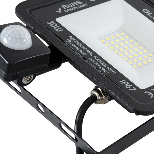 GLOBOSTAR® AURORA 64139 Προβολέας με Ανιχνευτή PIR / Αισθητήρα Κίνησης LED 30W 3750lm 120° AC 220-240V Αδιάβροχο IP67 Ψυχρό Λευκό 6000K - Lumileds SMD Chip - TÜV Rheinland Certified - Μαύρο Ματ - Μ16 x Π5 x Υ17.5cm - 3 Χρόνια Εγγύηση