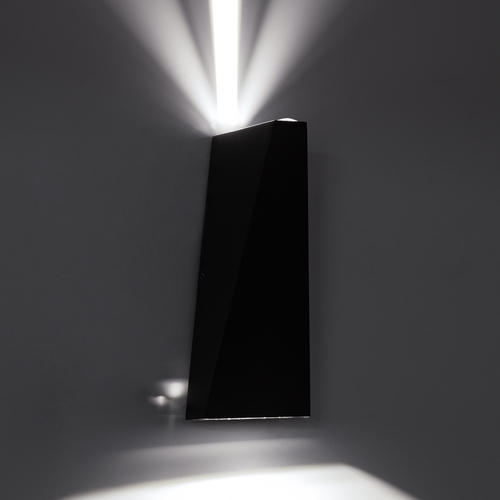 GLOBOSTAR® TRIANDE 60559 Μοντέρνο Φωτιστικό Τοίχου - Απλίκα LED 10W 1250lm 5°/60° AC 220-240V Αδιάβροχο IP65 Ψυχρό Λευκό 6000K - Bridgelux COB Chip & TÜV SÜD Driver - Μαύρο Ματ - Μ8.5 x Π8.5 x Υ20cm - 5 Χρόνια Εγγύηση