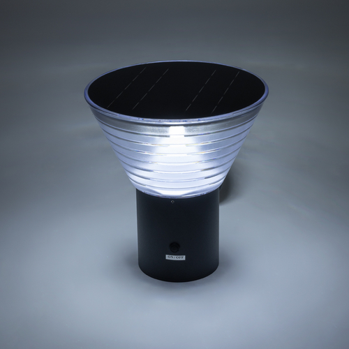 GLOBOSTAR® VEGGIE 90530 Φωτιστικό Κολωνάκι Κήπου LED 10W 330lm 120° με Ενσωματωμένο Φωτοβολταϊκό Panel 6V 2W & Επαναφορτιζόμενη Μπαταρία Li-ion 3.2V 1800mAh με Αισθητήρα Ημέρας-Νύχτας Αδιάβροχο IP65 Ψυχρό Λευκό 6000K - Γκρι Ανθρακί - Μ23 x Π30 x Υ25cm - 2 Χρόνια Εγγύηση