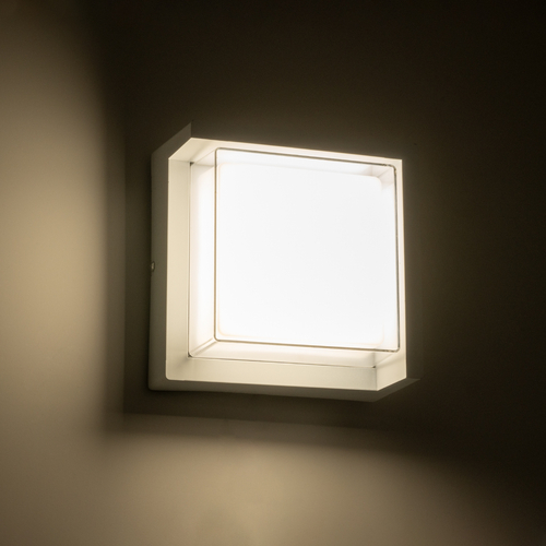 GLOBOSTAR® APEX 60772 Μοντέρνο Φωτιστικό Τοίχου - Απλίκα LED 10W 1050lm 120° AC 220-240V Αδιάβροχο IP65 Φυσικό Λευκό 4500K - Bridgelux SMD Chip - Λευκό Ματ - Μ17 x Π17 x Υ9cm - 3 Χρόνια Εγγύηση