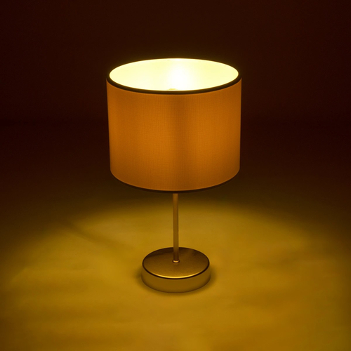 GloboStar® WIZ 203-0180 Μοντέρνο Επιτραπέζιο Φωτιστικό Πορτατίφ Μονόφωτο 1 x E27 IP20 Χρυσο Μέταλλο με Μπεζ Ύφασμα - Μ22 x Π22 x Υ36.5cm