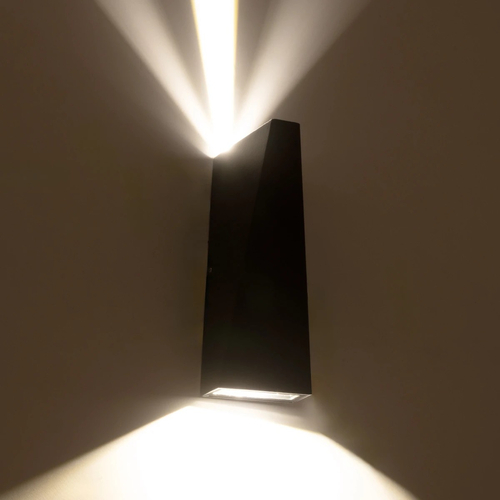 GLOBOSTAR® TRIANDE 60556 Μοντέρνο Φωτιστικό Τοίχου - Απλίκα LED 10W 1200lm 5°/60° AC 220-240V Αδιάβροχο IP65 Φυσικό Λευκό 4500K - Bridgelux COB Chip & TÜV SÜD Driver - Μαύρο Ματ - Μ8.5 x Π8.5 x Υ20cm - 5 Χρόνια Εγγύηση