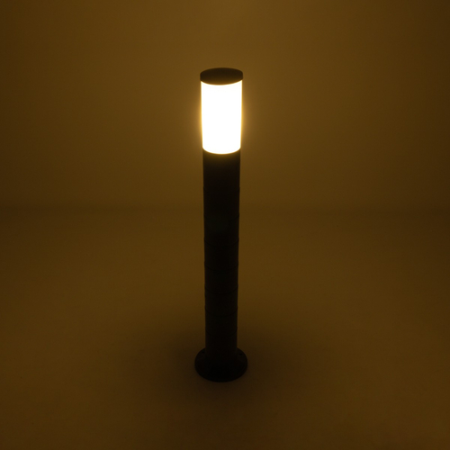 GloboStar® GARDENIO 203-0250 Μοντέρνο Επιδαπέδιο Φωτιστικό Κολωνάκι Κήπου Μονόφωτο 1 x E27 IP44 Μαύρο Πλαστικό - Μ15 x Π15 x Υ85cm