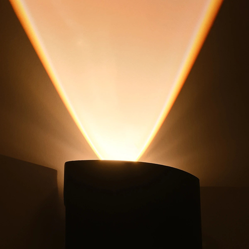 GLOBOSTAR® SIXOAD 60676 Μοντέρνο Φωτιστικό Τοίχου - Απλίκα LED 4W 500lm 30° AC 220-240V Αδιάβροχο IP65 Θερμό Λευκό 2700K - CREE XPE Chip & TÜV SÜD Driver - Μαύρο Ματ - Μ8.5 x Π3.5 x Υ8cm - 5 Χρόνια Εγγύηση