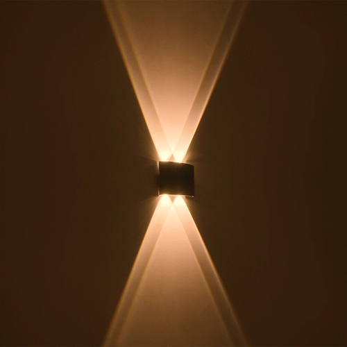 GLOBOSTAR® SIXOAD 60677 Μοντέρνο Φωτιστικό Τοίχου - Απλίκα LED 8W 1000lm 30° AC 220-240V Αδιάβροχο IP65 Θερμό Λευκό 2700K - CREE XPE Chip & TÜV SÜD Driver - Μαύρο Ματ - Μ12 x Π4 x Υ8cm - 5 Χρόνια Εγγύηση