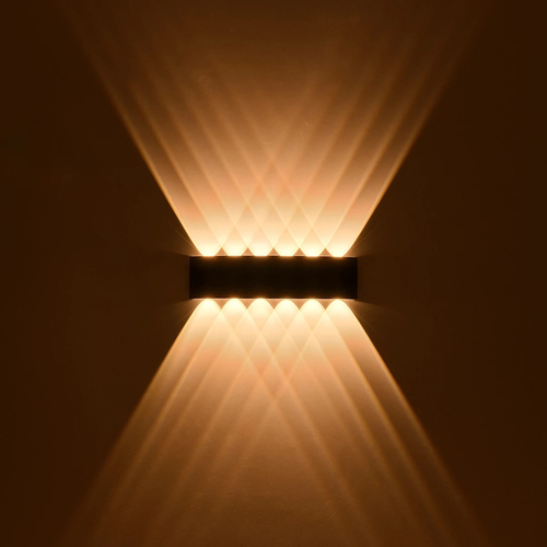 GLOBOSTAR® SIXOAD 60678 Μοντέρνο Φωτιστικό Τοίχου - Απλίκα LED 24W 3000lm 30° AC 220-240V Αδιάβροχο IP65 Θερμό Λευκό 2700K - CREE XPE Chip & TÜV SÜD Driver - Μαύρο Ματ - Μ32 x Π5.5 x Υ8cm - 5 Χρόνια Εγγύηση